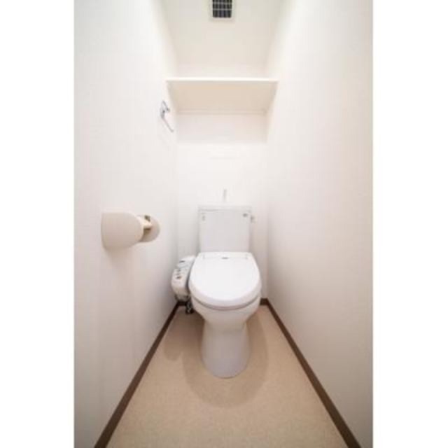 トイレ　※他部屋参照写真