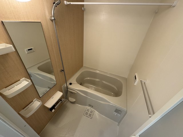 バス・シャワールーム　バス（同型タイプ）