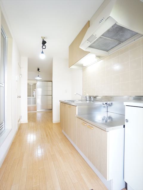 キッチン　ガスコンロが置けます