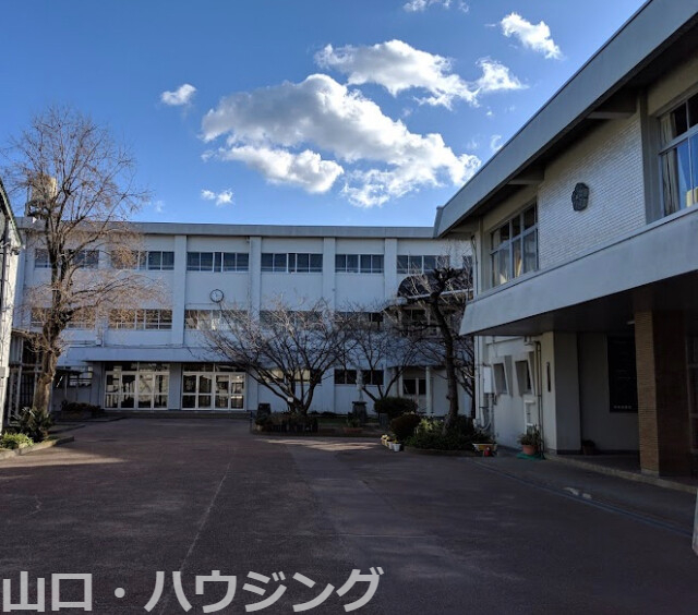 【パークハイツの小学校】