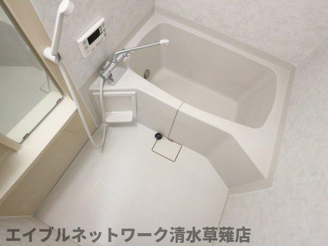 バス・シャワールーム　日々の疲れを癒すお風呂付です