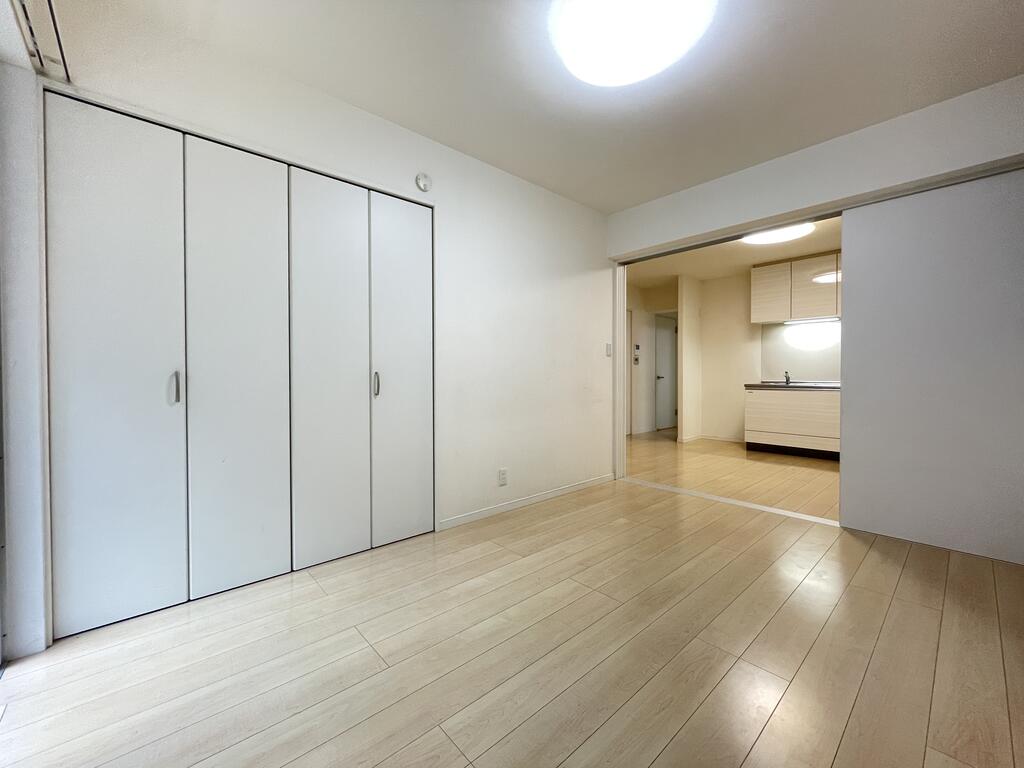 居室・リビング　※クリーニング前の写真です