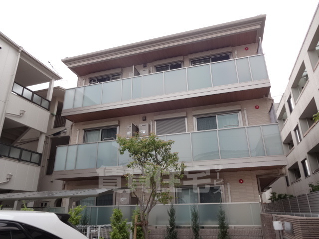 茨木市舟木町のマンションの建物外観