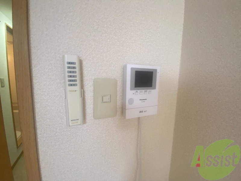 その他設備　モニター付きインターホンは来客時に顔を確認できて安心ですね～