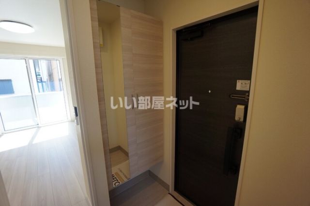 【D-ROOM戎町の玄関】