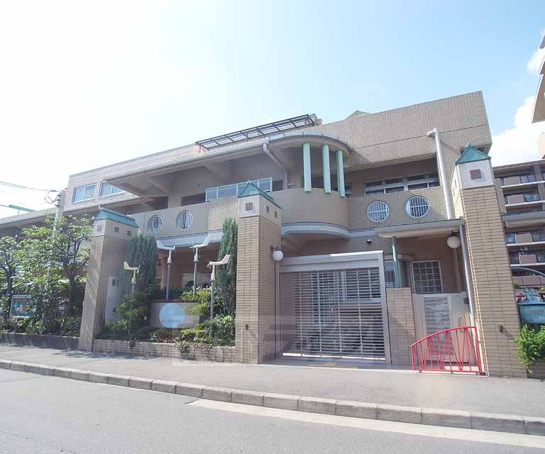 【京都市伏見区小栗栖牛ケ淵町のマンションの幼稚園・保育園】