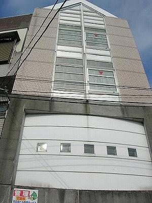 鹿児島市上本町のマンションの建物外観