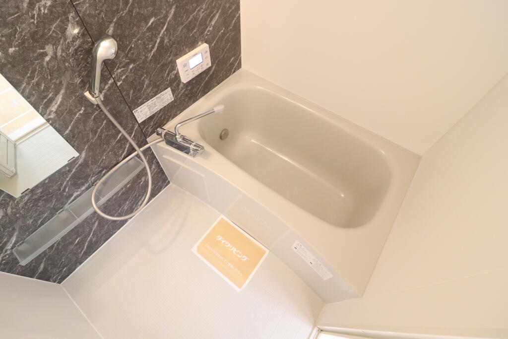 バス・シャワールーム　バスルームです♪