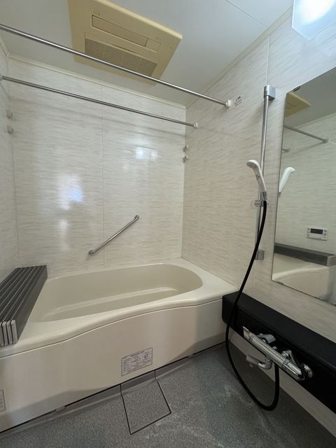 バス・シャワールーム　浴室