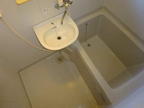 ヤーデンハウス　洗面設備　洗面