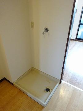 ヤーデンハウス　その他　室内洗濯機置き場