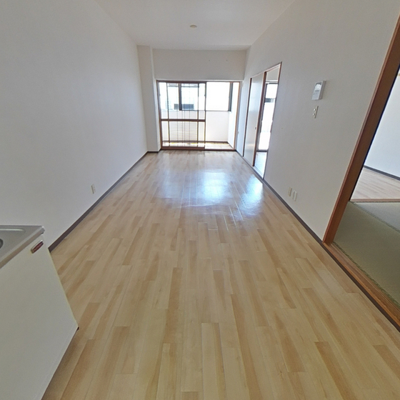 居室・リビング　※別部屋の写真です