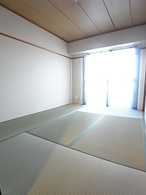 その他部屋・スペース　使い勝手のいい寝室です