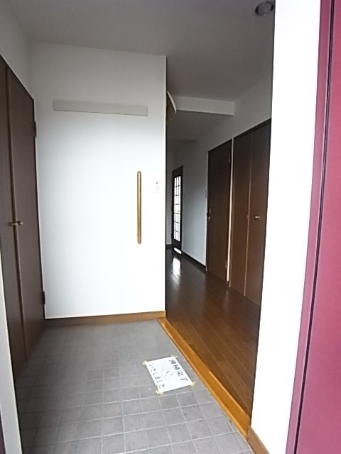 玄関　毎日通る玄関はこちらです