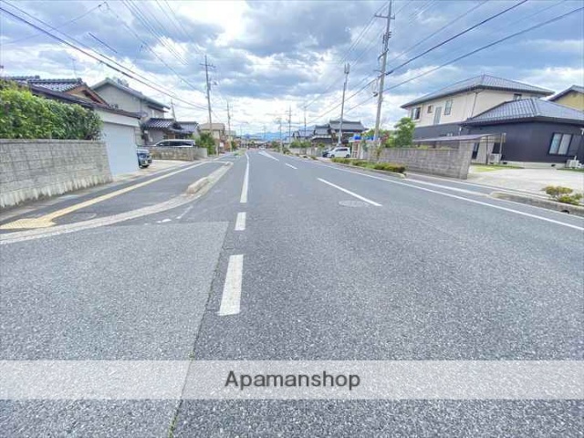 その他　前面道路（その他）まで0m