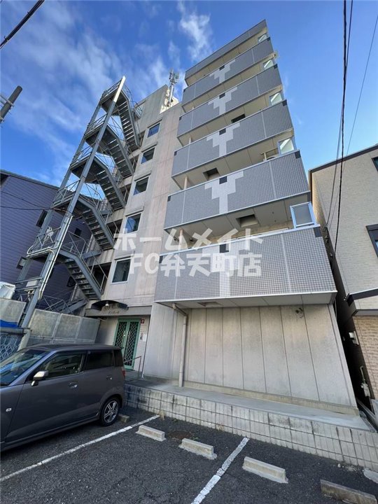 建物外観　おしゃれな外観です