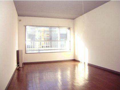 居室・リビング　１１畳あります