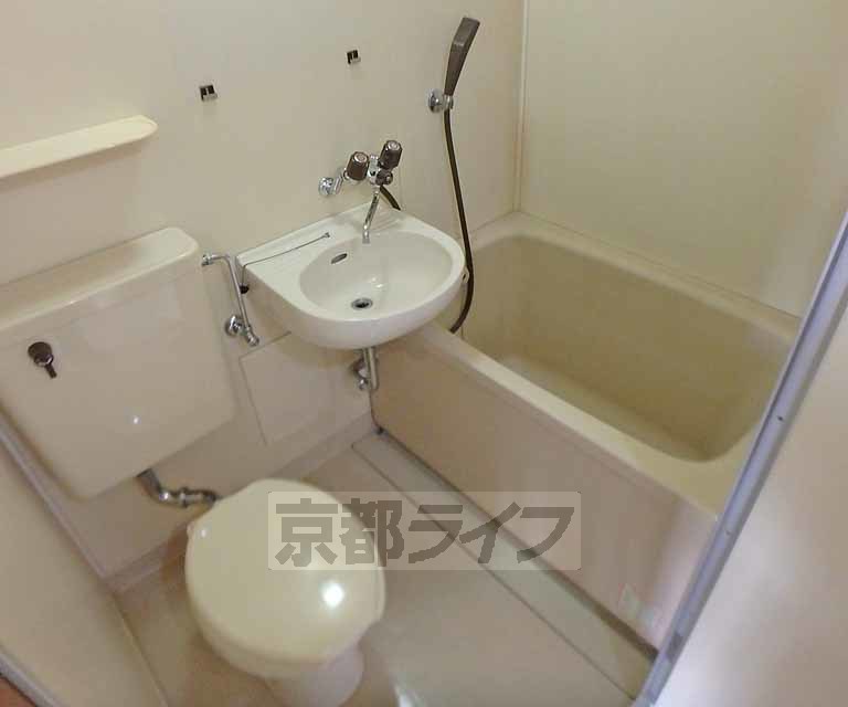 バス・シャワールーム　機能的なユニットタイプです