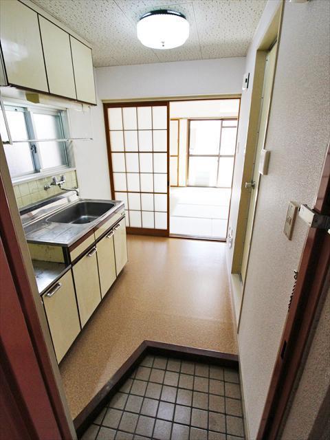 玄関　松山市千舟町　メゾン千舟　玄関