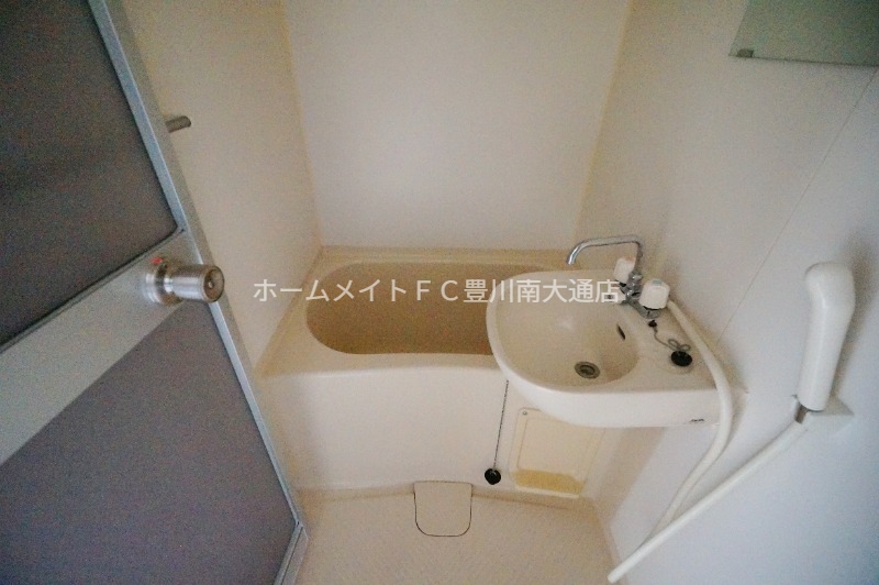 バス・シャワールーム　同型別部屋写真