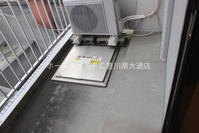 バルコニー　同型別部屋写真