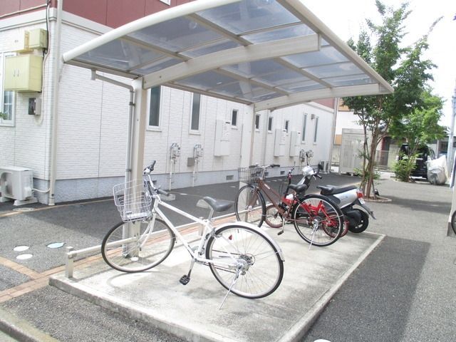 その他共有部分　★敷地内の屋根付駐輪場です★