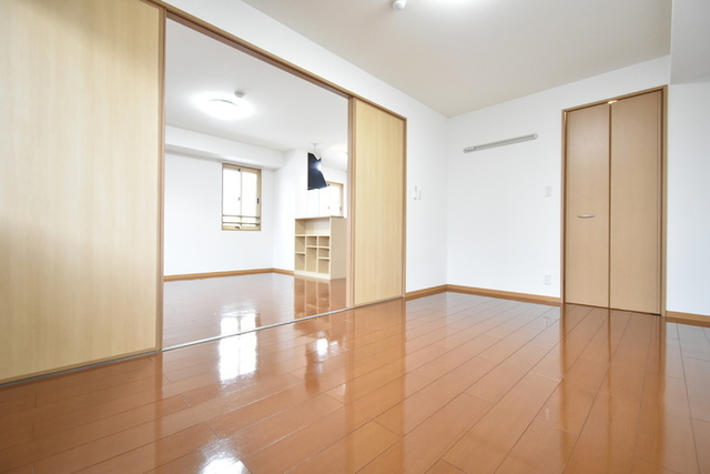 居室・リビング　洋室(1)