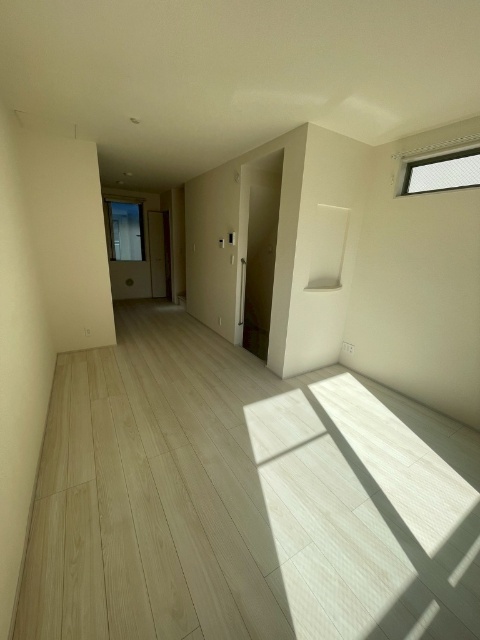 居室・リビング　別部屋参考写真