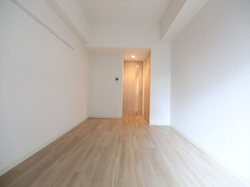 居室・リビング　洋室7.8帖　クローゼット付（収納充実してます）