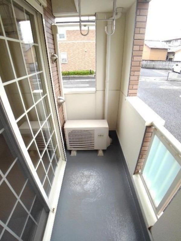 バルコニー　図面と現状に相違がある場合には現状を優先