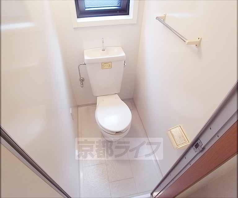 トイレ　清潔感のあるトイレです。