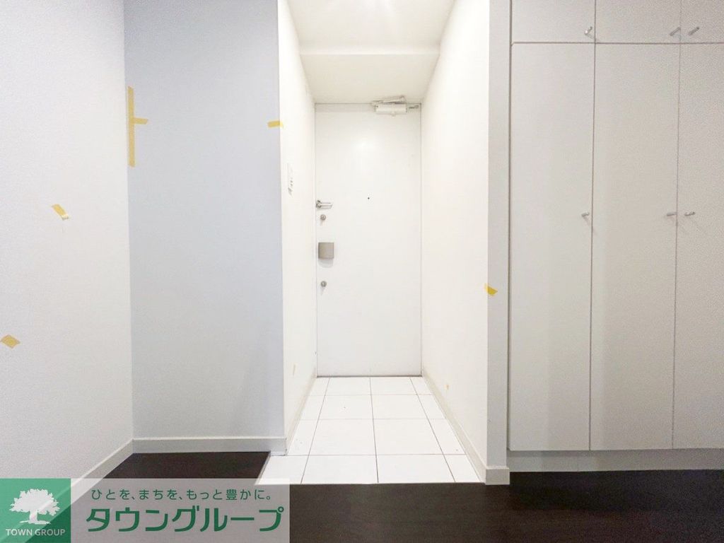 玄関　お部屋探しは株式会社　タウンハウジング　までお気軽にお問合…