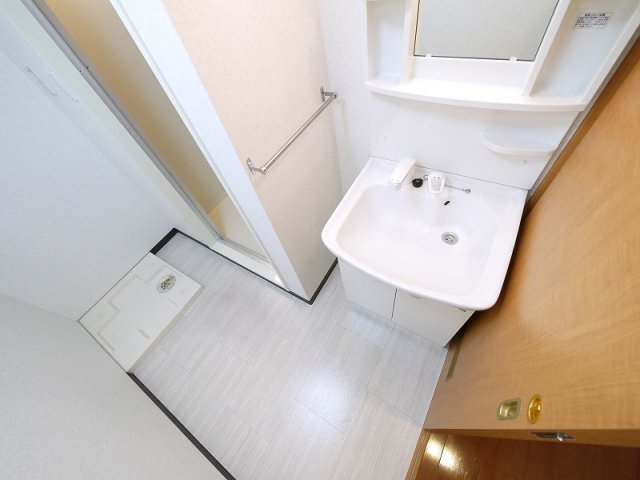 洗面設備　忙しい朝には欠かせない洗面所です