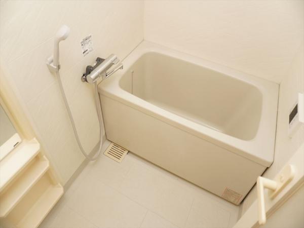 バス・シャワールーム　浴室