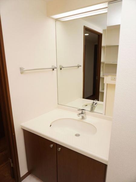 洗面設備　洗面所