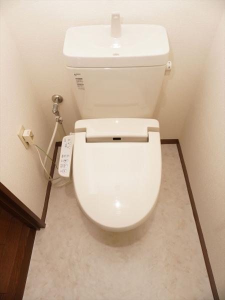 トイレ　トイレ