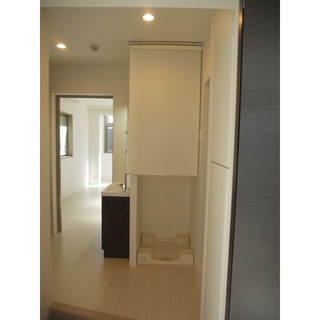 その他設備　ロールスクリーン