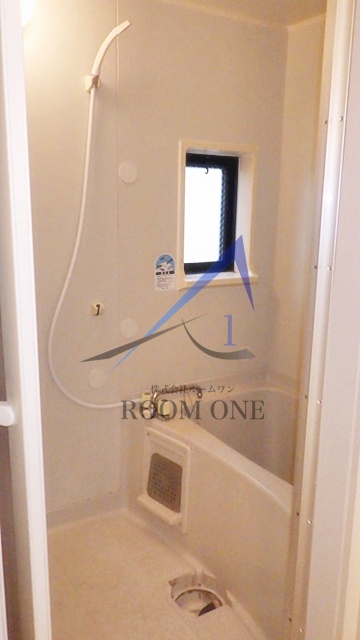 バス・シャワールーム　お風呂です。