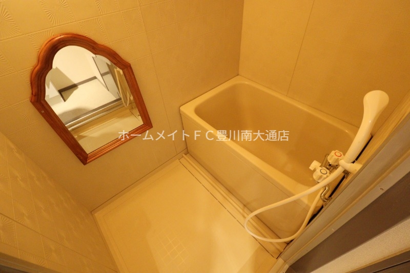 バス・シャワールーム　同型別部屋写真