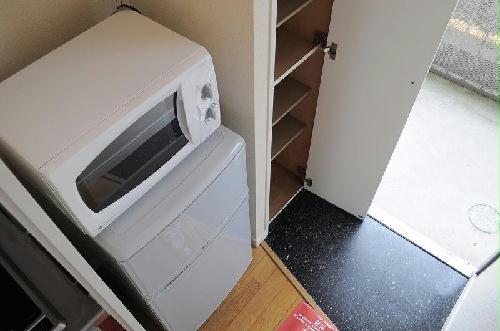 玄関　収納スペースもしっかり付いています。