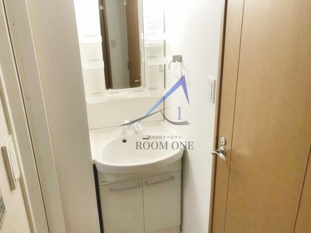 洗面設備　洗面台です。