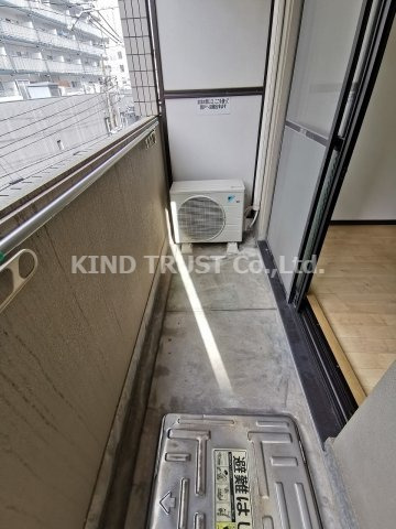 バルコニー　お洗濯にも便利なバルコニー付き