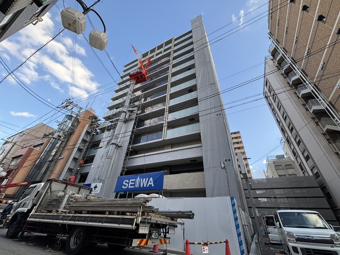 建物外観　建築中