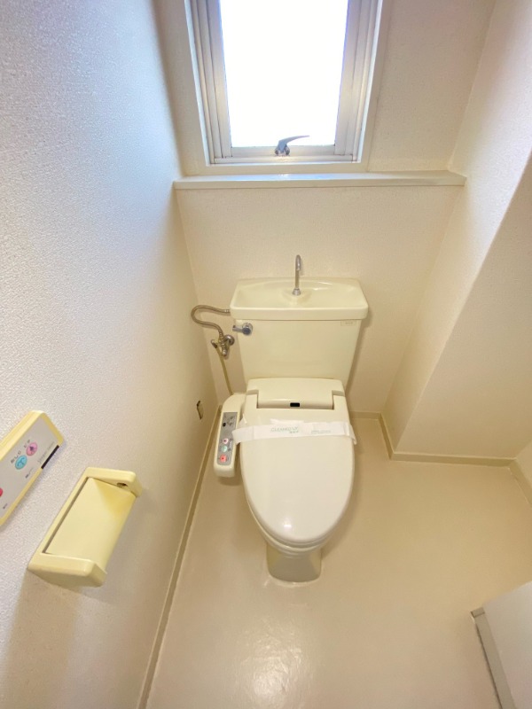 トイレ　※他部屋写真参考