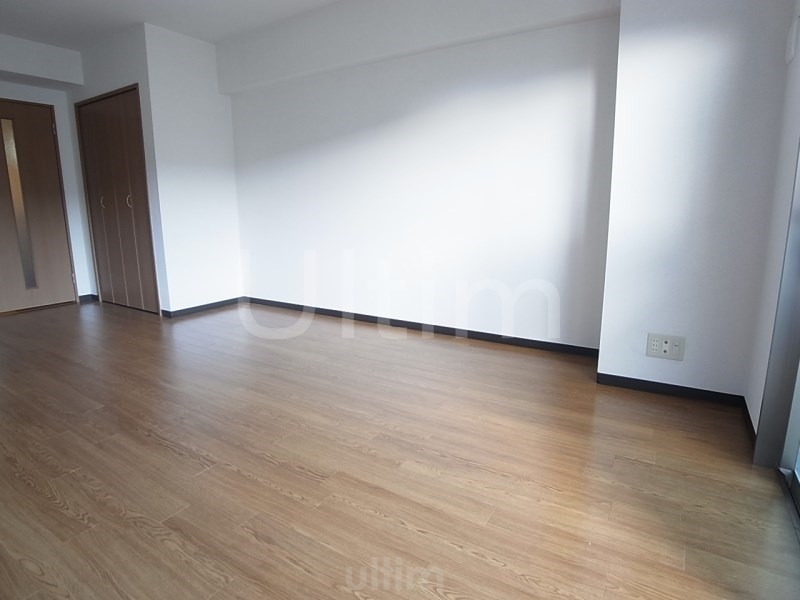 居室・リビング　※別のお部屋のお写真です。御参考までに。