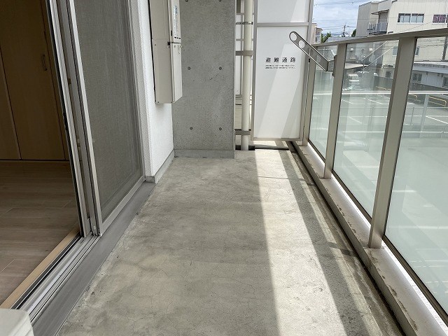 バルコニー　参考写真掲載。