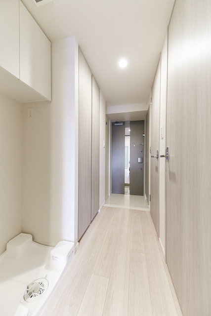 玄関　※写真は同タイプ住戸です。