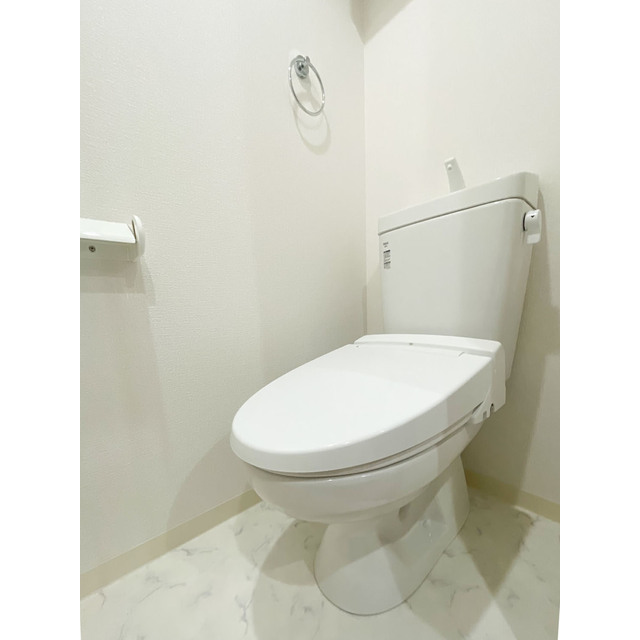 トイレ　清潔感のあるトイレです