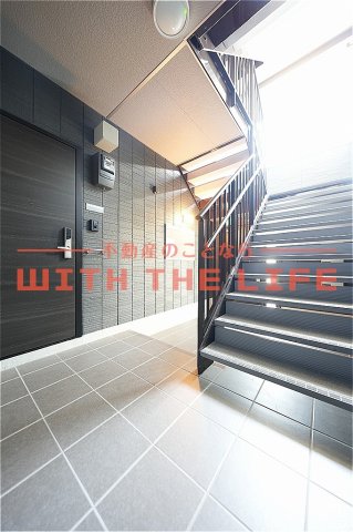 セキュリティ　清潔なロビーです