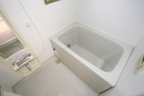 バス・シャワールーム　※別号室の写真です